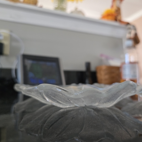 Vintage Lily Pons Pattern Bread and Butter Plates - Picture 5 of 5